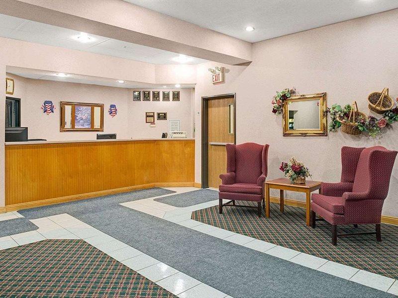 Travelodge By Wyndham St. Louis