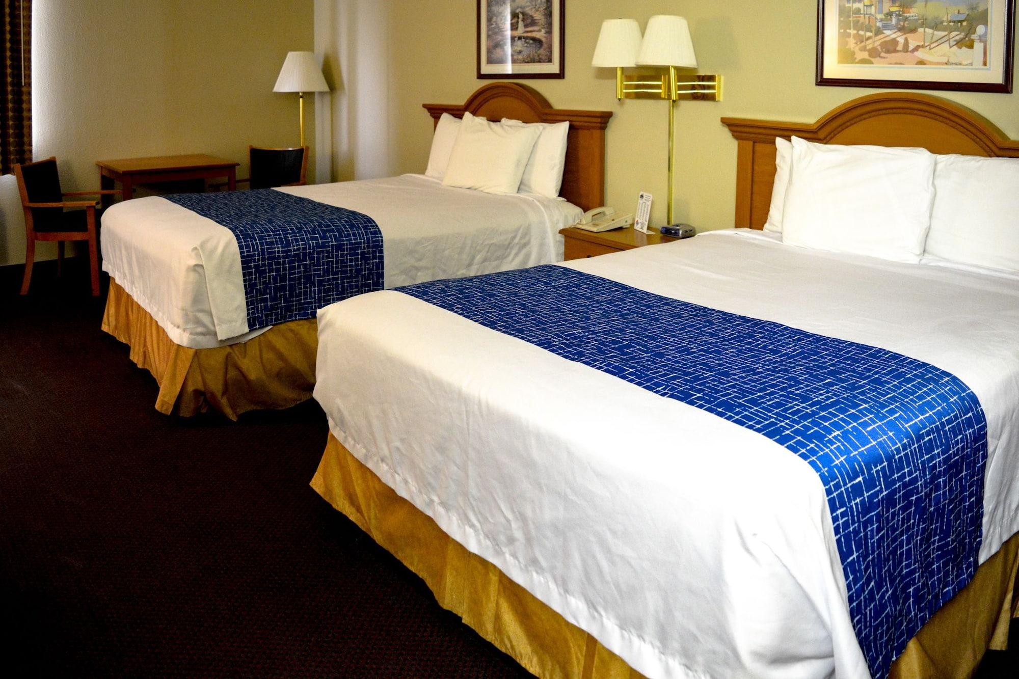Travelodge By Wyndham St. Louis Hotel