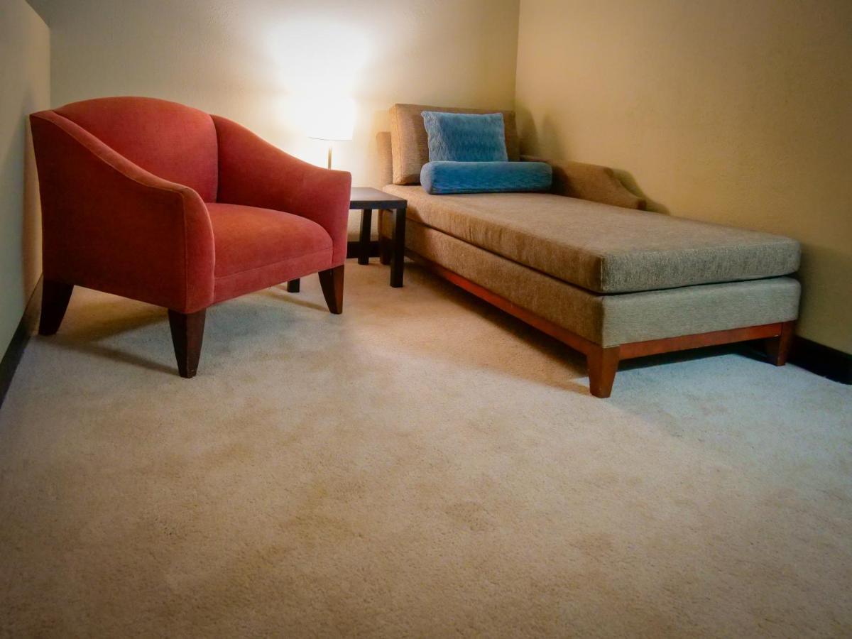 Hotel Travelodge By Wyndham St. Louis 2*